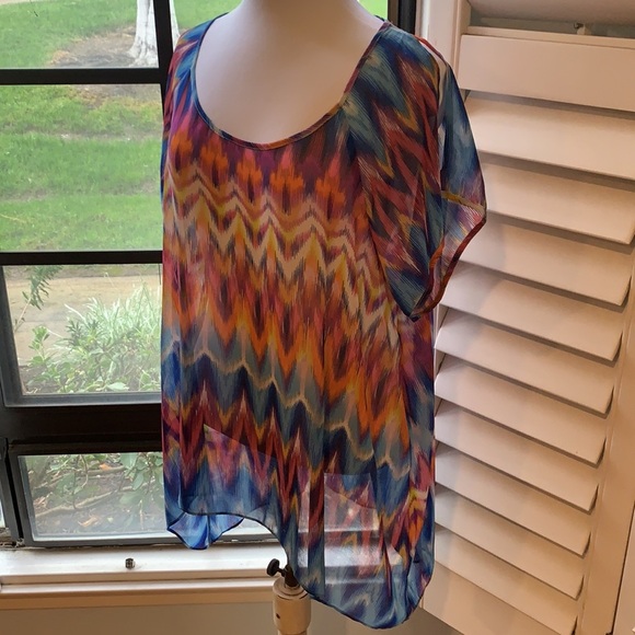 BCBGMaxAzria Cold Shoulder Blouse • Size M - Picture 4 of 7